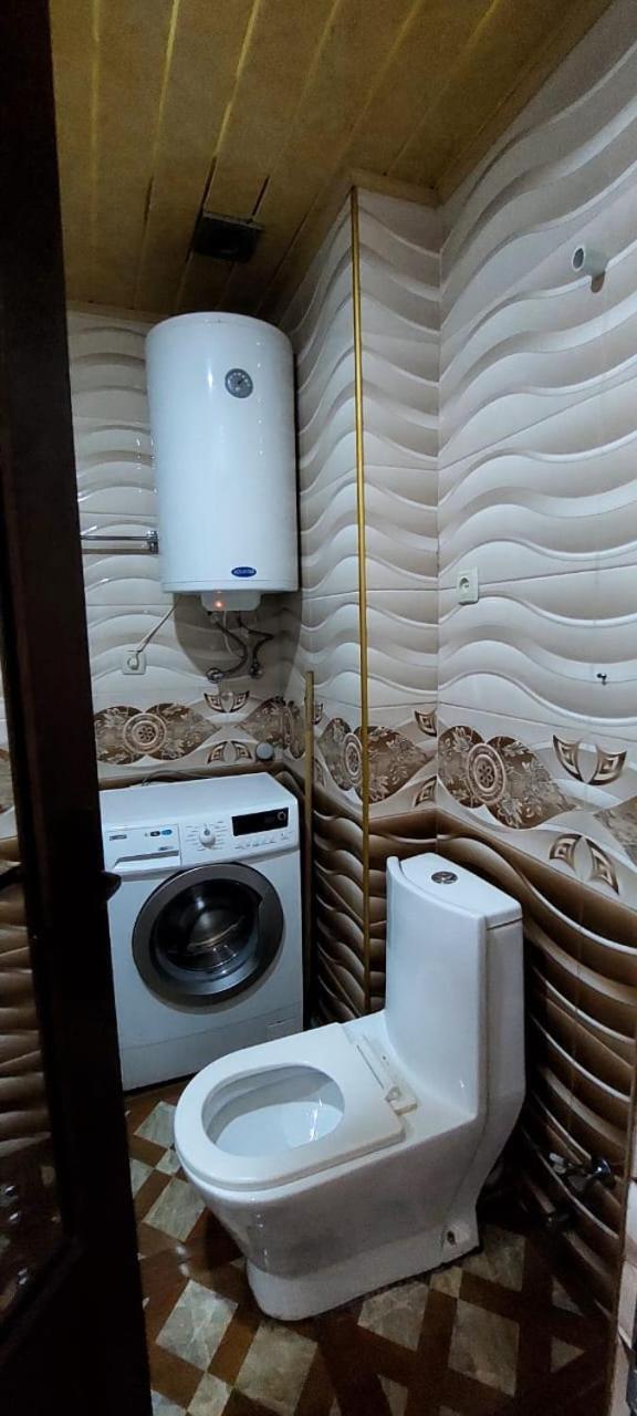 Aparthotel In Orbi Sea Towers Batumi Bagian luar foto