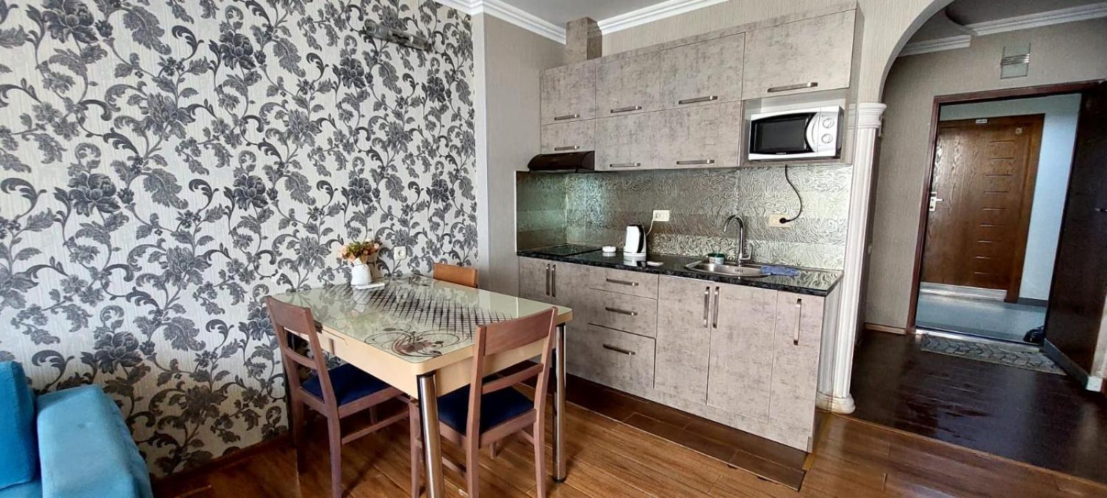 Aparthotel In Orbi Sea Towers Batumi Bagian luar foto