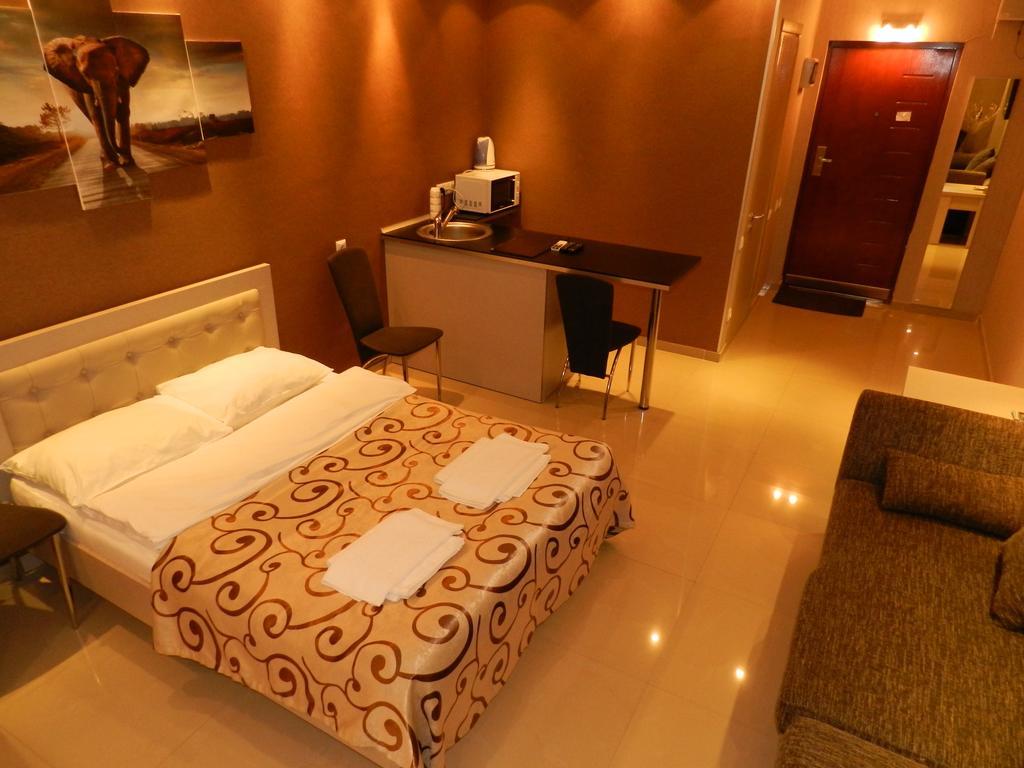 Aparthotel In Orbi Sea Towers Batumi Bagian luar foto